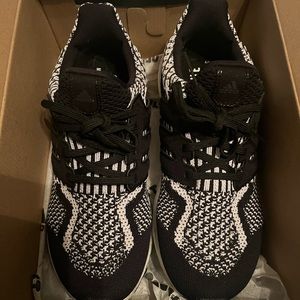 Ultraboost 5.0, women’s size 8